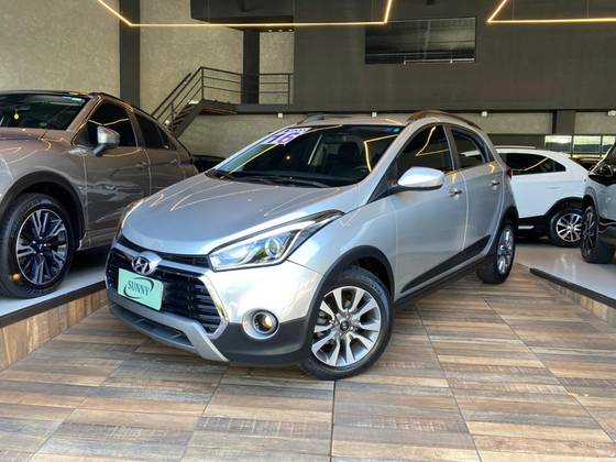 HYUNDAI HB20X 1.6 16V PREMIUM FLEX 4P AUTOMÁTICO